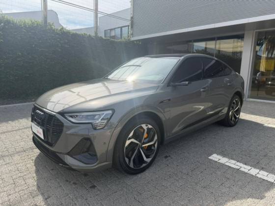 AUDI E-TRON ELÉTRICO SPORTBACK PERFORMANCE BLACK QUATTRO